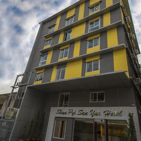 Shwe Pyi San Yar Hotel Yangón Exterior foto